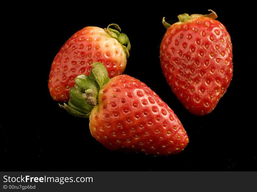 Strawberries are very tasty, and are also used as an admixture to yoghurt and milk drinks with pleasure.