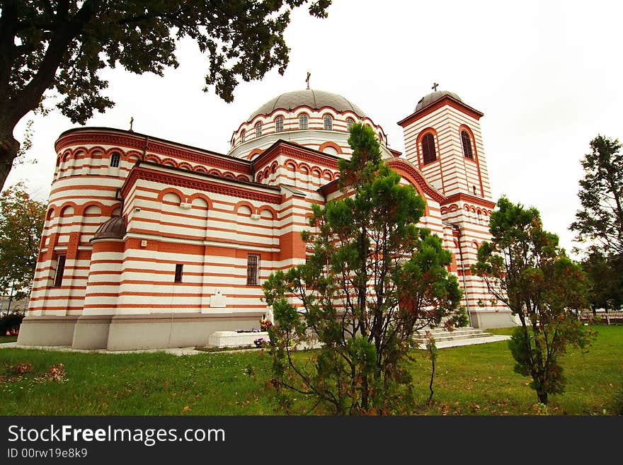 Red brick Orthodox church, wide angle