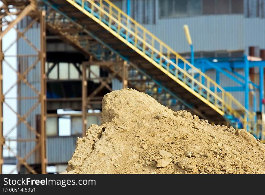 Factory producing sand in Mietkowo, Poland