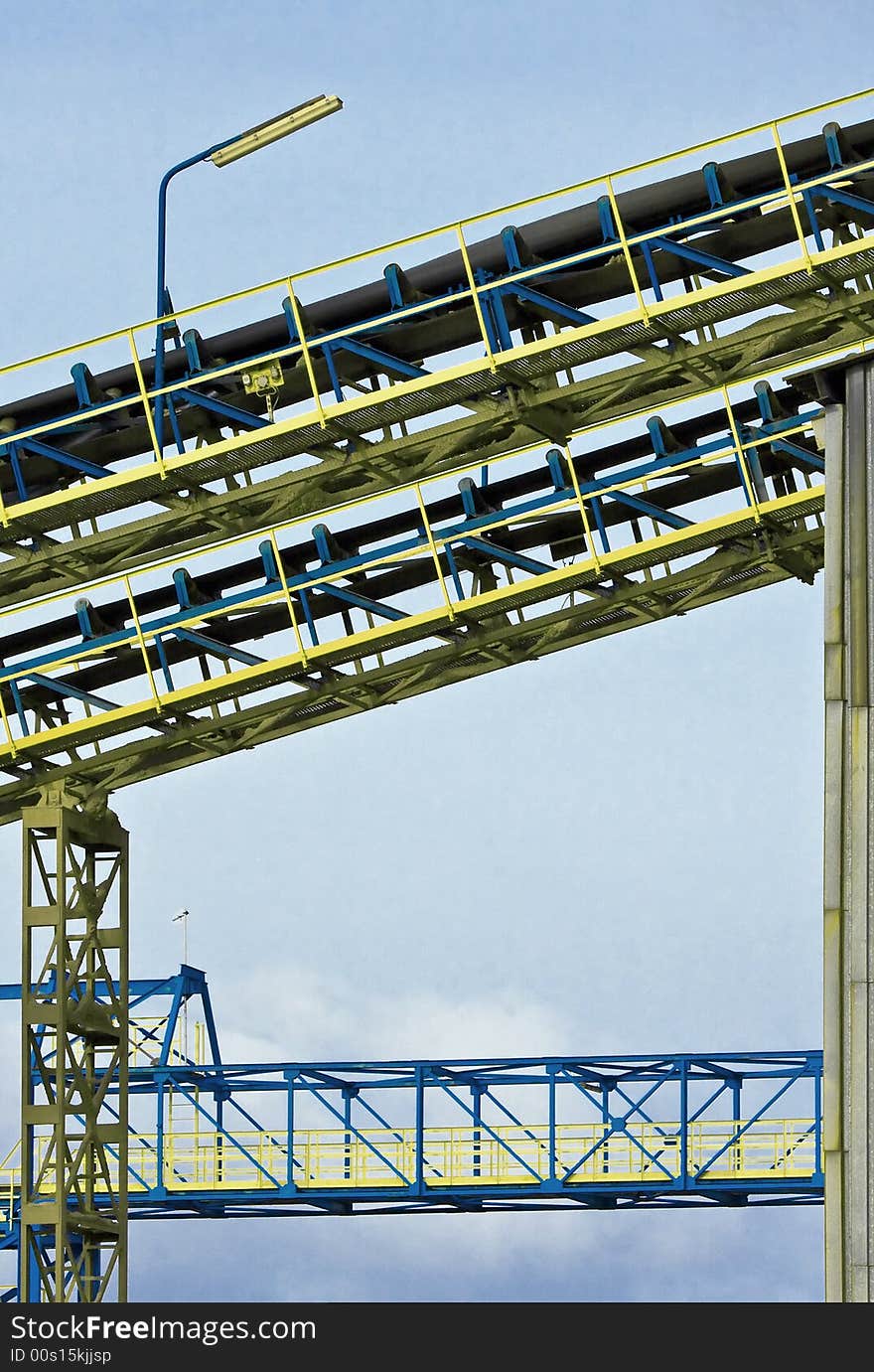 Factory producing sand in Mietkowo, Poland