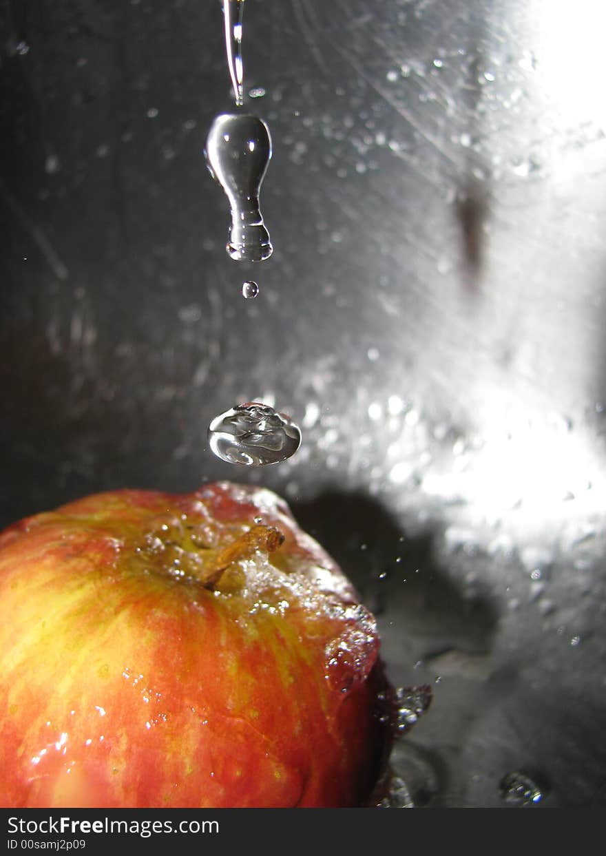 Apple With Water Splash