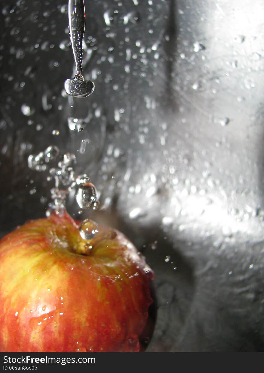 Apple With Water Splash