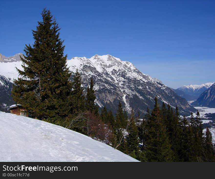 A beautiful way to hike. A beautiful way to hike