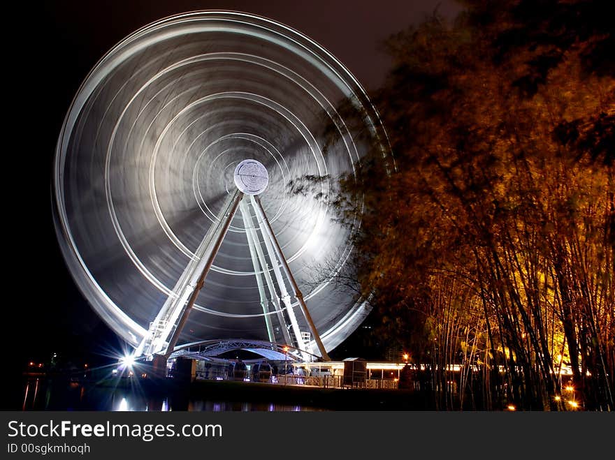 Eyes on malaysia - ferris wheels in kualal lumpur at the night scene