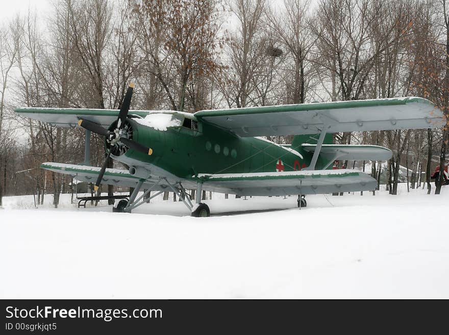 The old sanitary plane on winter parking