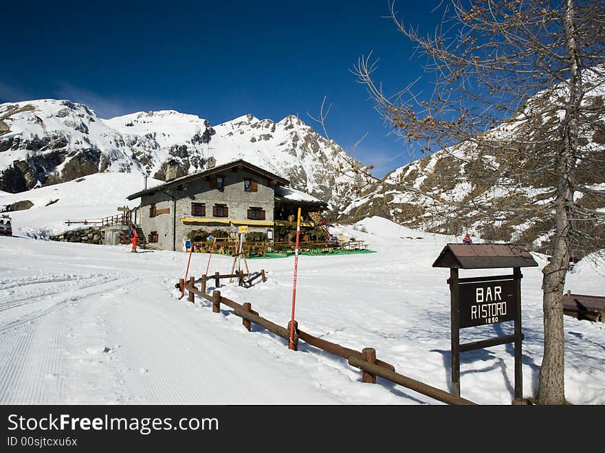 LaThuile, Snow, trees and slop