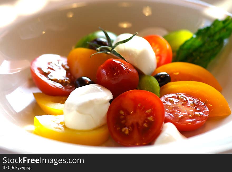 Image of tomato salad with buffalo mozzerella