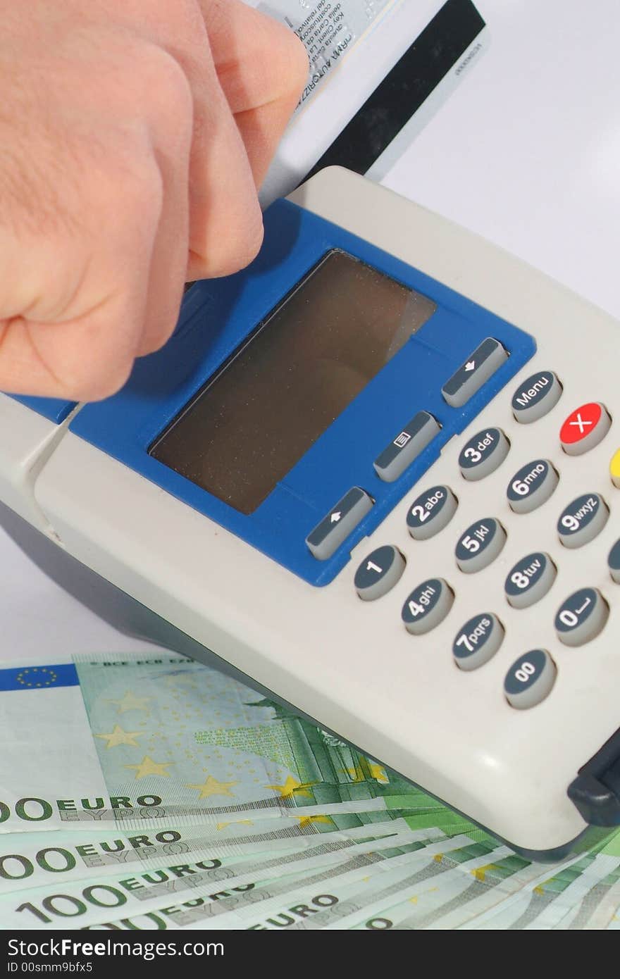 Credit card terminal (POS-terminal) for payment