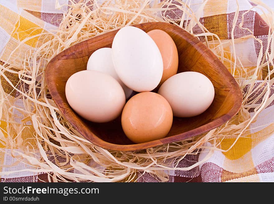 Easter eggs in a bowl