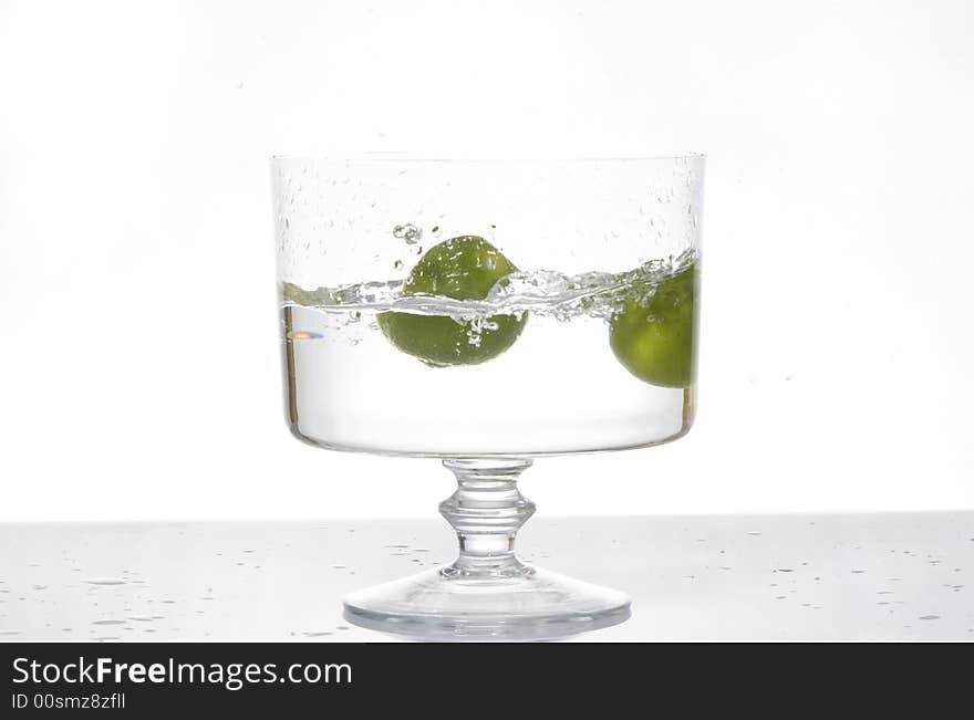 Fresh Lemon Splash Into Water