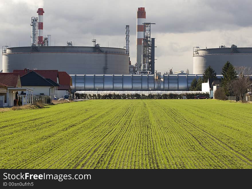 Refinery for the supply of energy also caused climate change