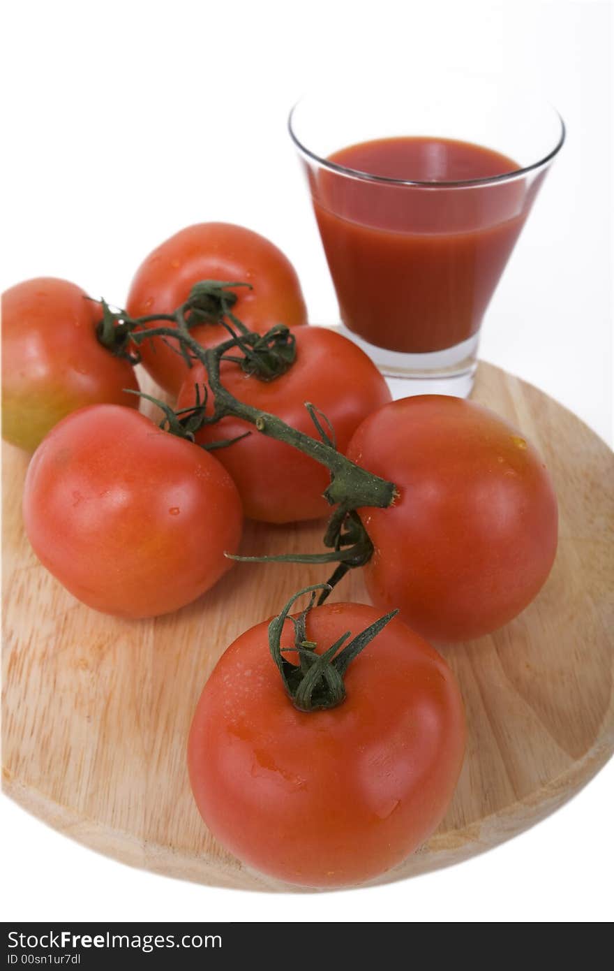 Tomatoe juice is very refreshing and rich of vitamins