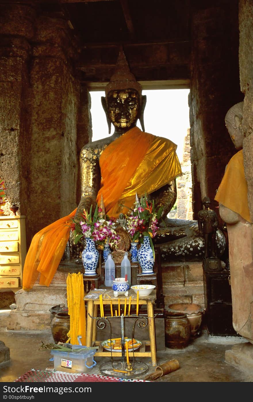 Buddha statue