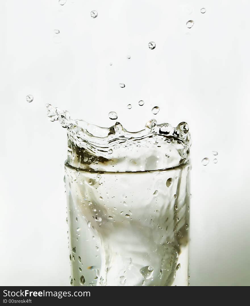 Sparks of water in a glass