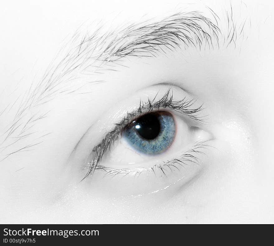 Woman blue eye with good look