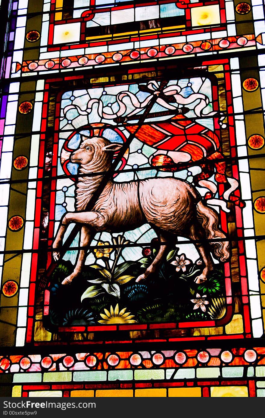 Old victorian stained glass lamb