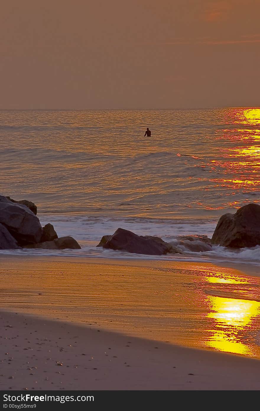 Winter morning on Long Beach just before sunrise. Winter morning on Long Beach just before sunrise.