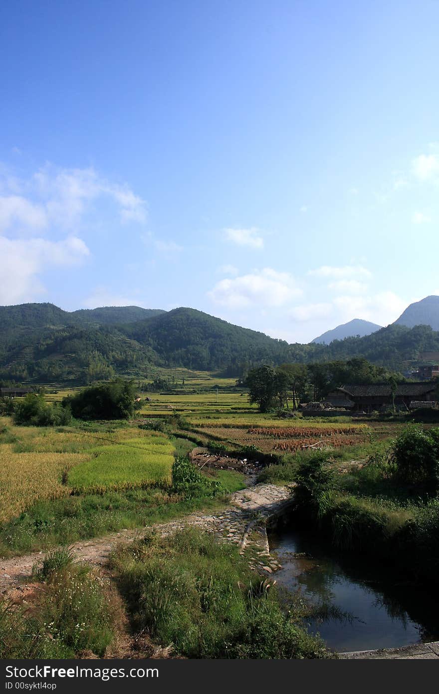 Yangjia Stream scenic spot located at Xiapu town , Ya country within the boundaries of north fujian ,china. The stream was named by  Yang wenguang ,son of Yang zhongbao and Mu guiying ,who was Northern Song Dynasty well known hero Yang Warrior.Yangjia Stream scenic spot have 11 KM from longting waterfall to dutou country ，is known as “the maritime country haven”.
. Yangjia Stream scenic spot located at Xiapu town , Ya country within the boundaries of north fujian ,china. The stream was named by  Yang wenguang ,son of Yang zhongbao and Mu guiying ,who was Northern Song Dynasty well known hero Yang Warrior.Yangjia Stream scenic spot have 11 KM from longting waterfall to dutou country ，is known as “the maritime country haven”.