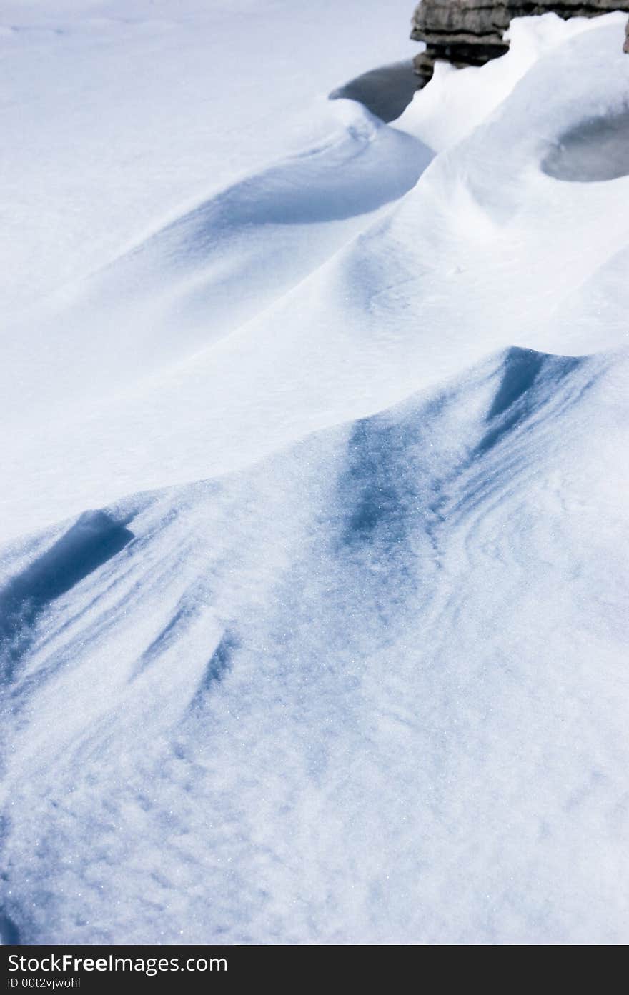 Wavy Snow