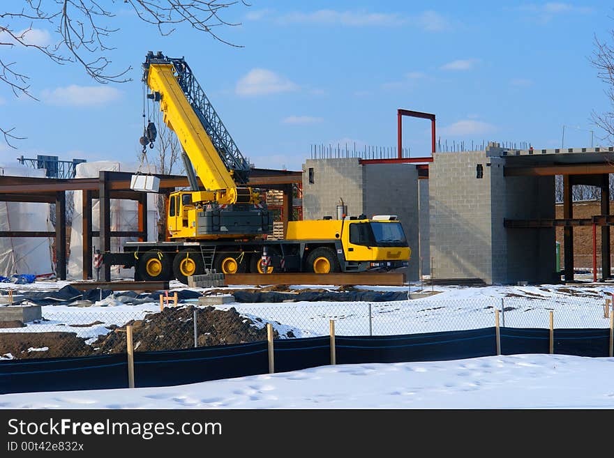 A picture of a construction site where building is under construction