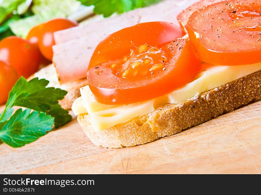 Ham and cheese sandwich