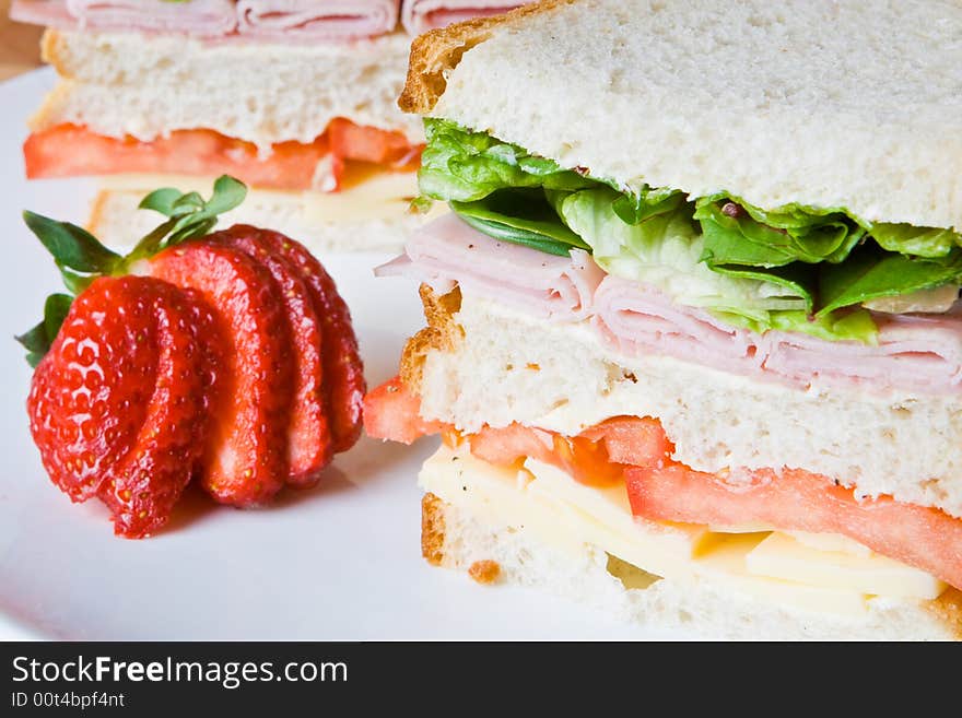 Ham, Cheese And Tomato Sandwich