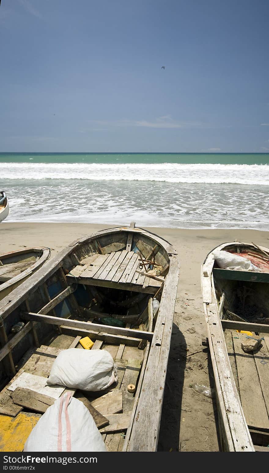 Fishing boats on the pacific ocean ecuador