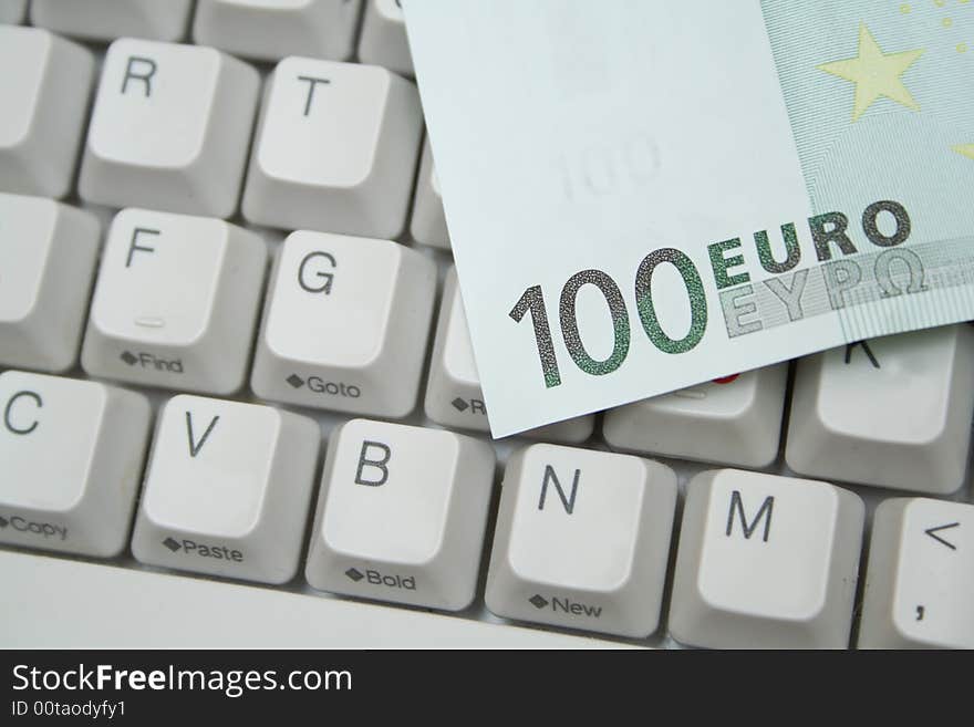 One 100 euro