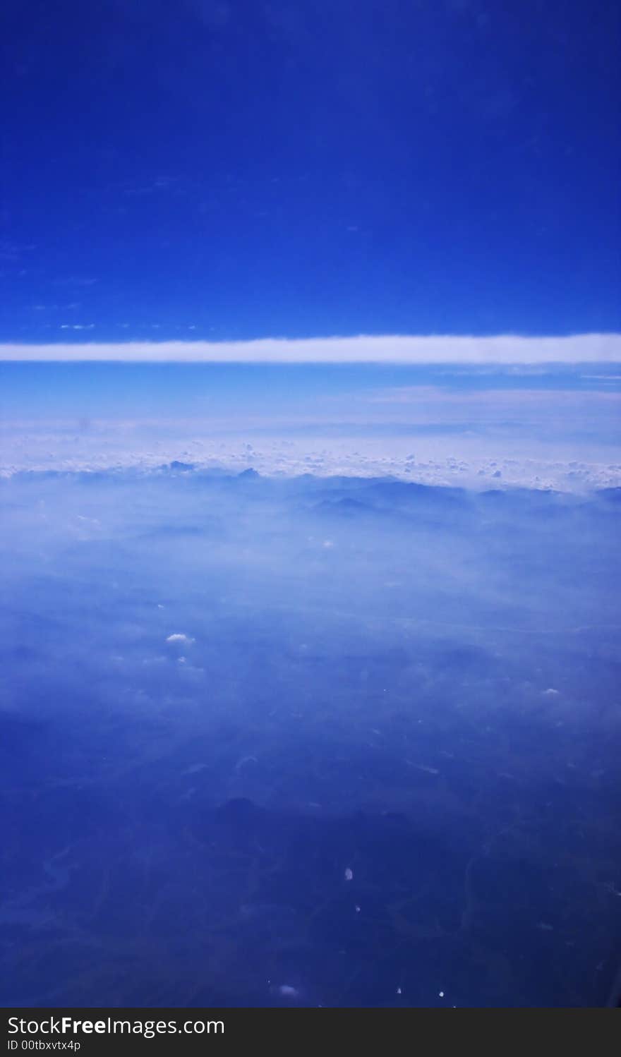 Cloud,sky,blue,sea,plane,fly. Cloud,sky,blue,sea,plane,fly