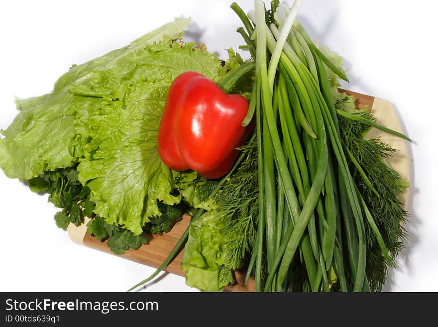 Red pepper with verdure, onion and dill