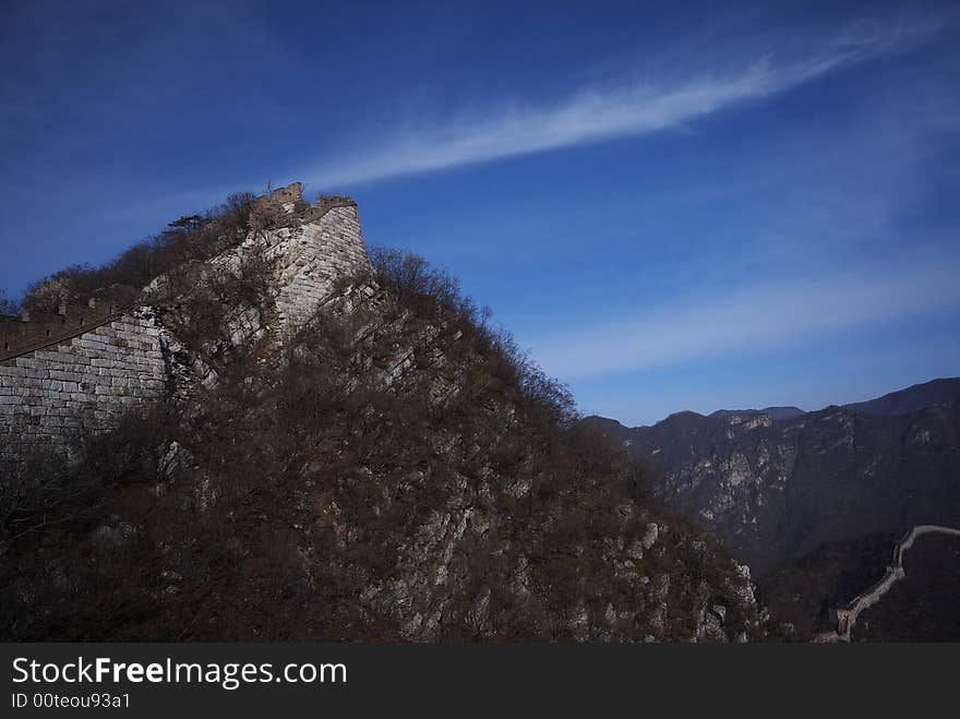 Dilapidated,the Great Wall,blue sky,tree,mountain. Dilapidated,the Great Wall,blue sky,tree,mountain