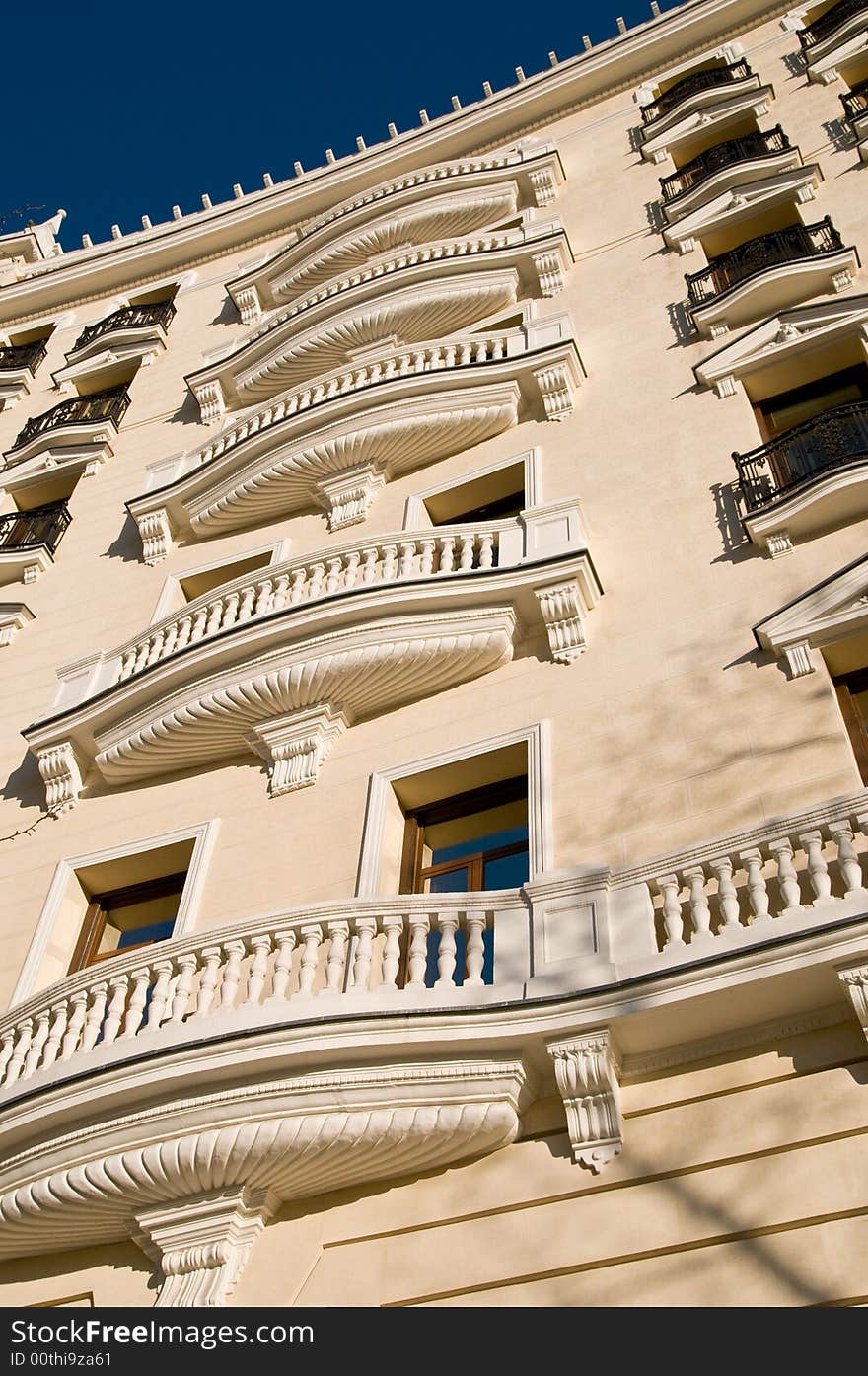 A building on  Plaza de la Lealtad , Madrid