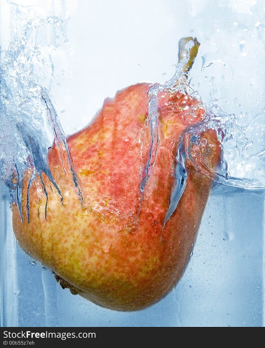 Splashing Pear