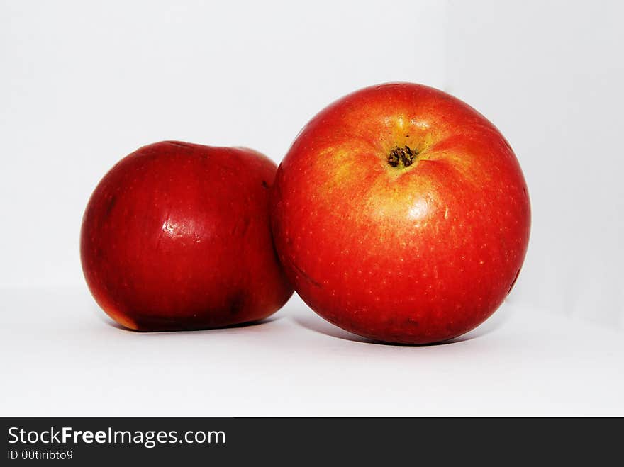 Foto of red apple on white background