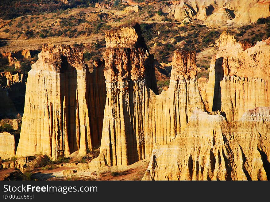 This is an grand canyon about Soil Forest .It in yunna china.We say tuling