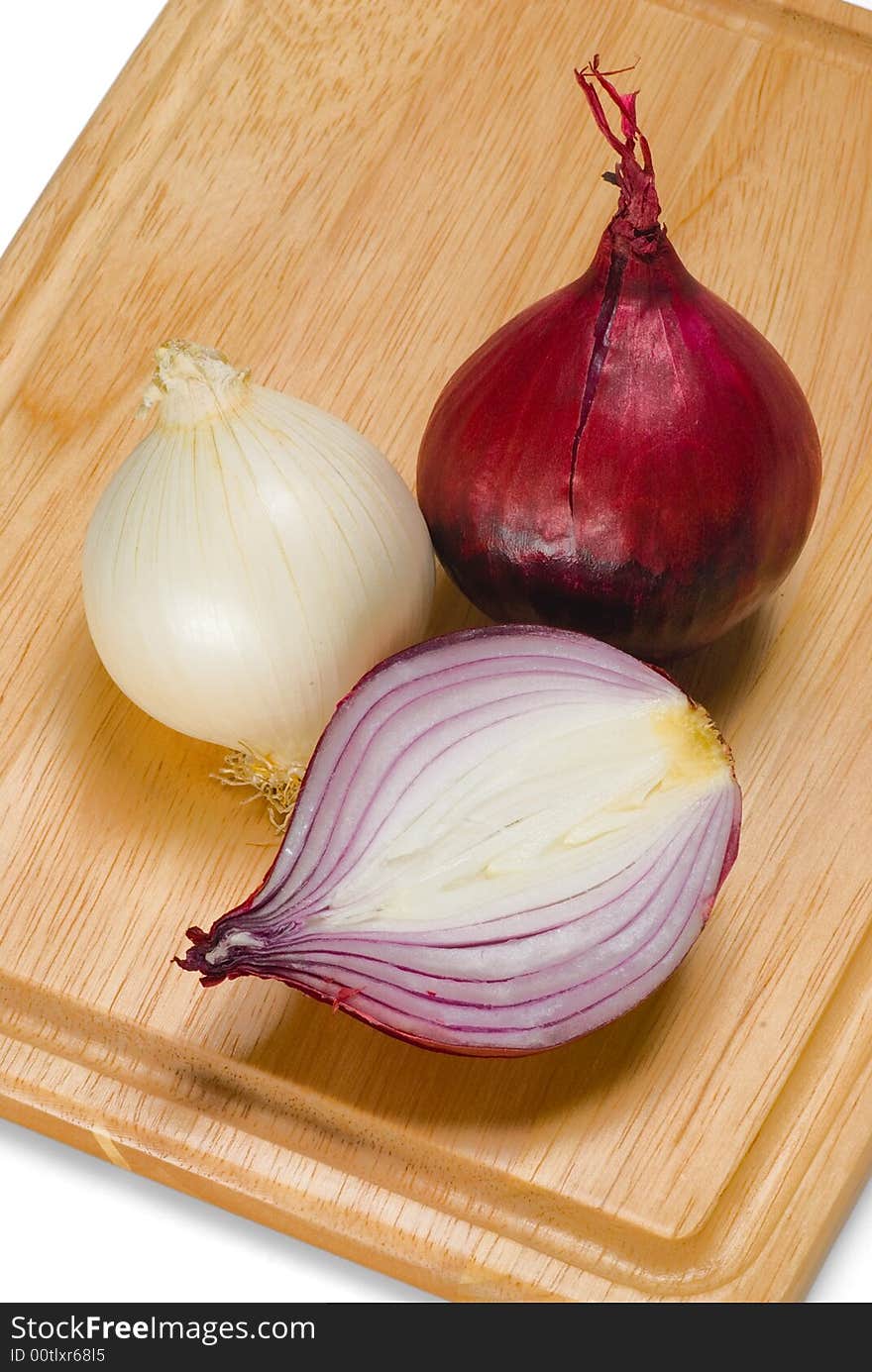 Half of red onion, the whole white and red ones. Half of red onion, the whole white and red ones