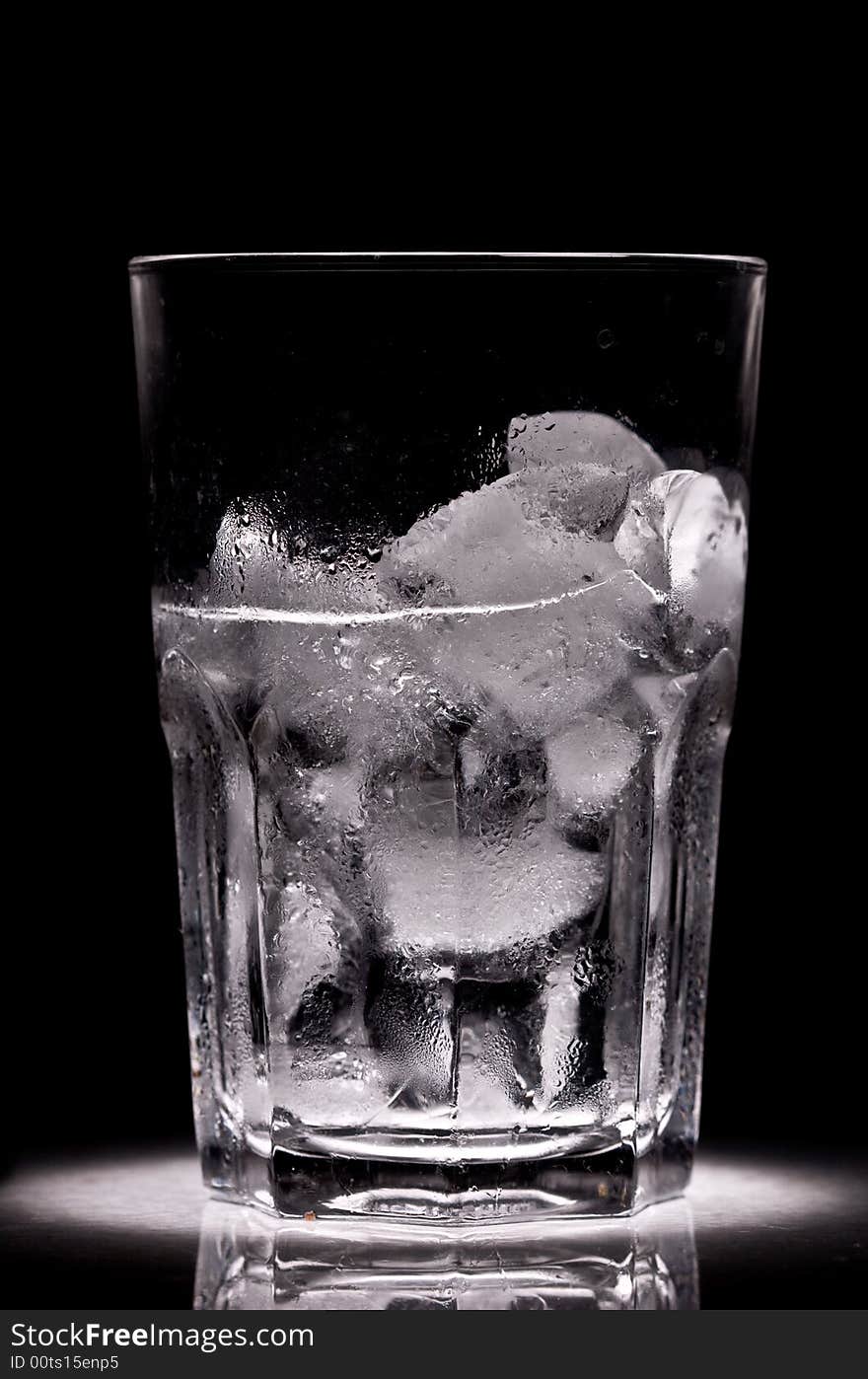 Ice for cocktail