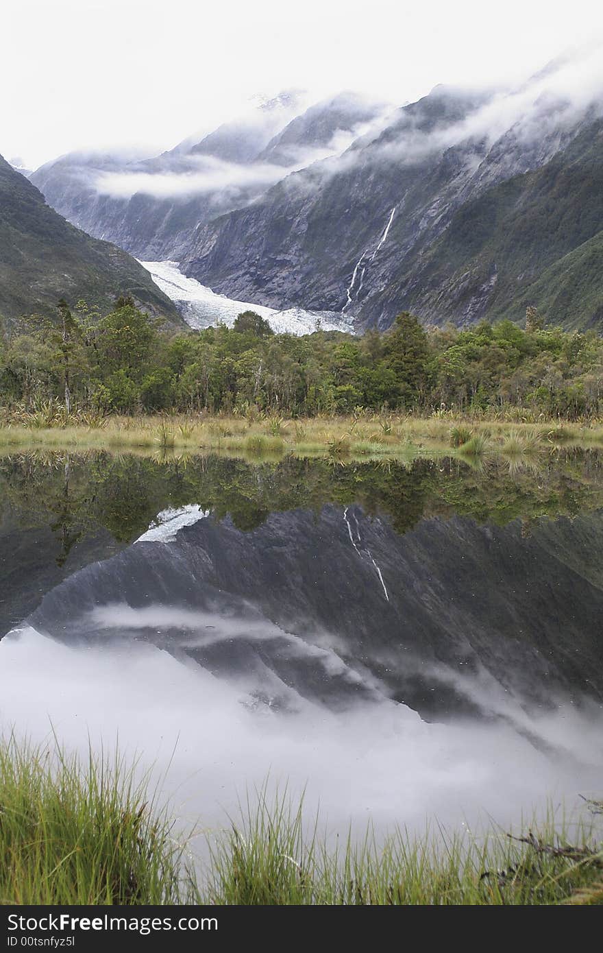 Peters pool, New Zealand