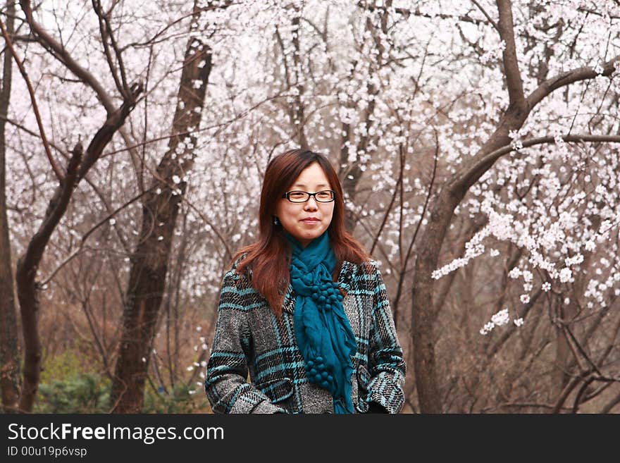 A chinese girl by the lake