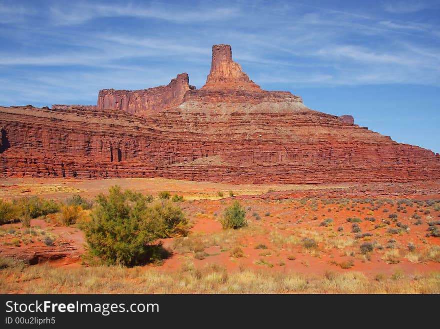 Desert,Monument valley
 View of the red rock formations in Canyonlands National Park with blue sky�s and clouds. Desert,Monument valley
 View of the red rock formations in Canyonlands National Park with blue sky�s and clouds