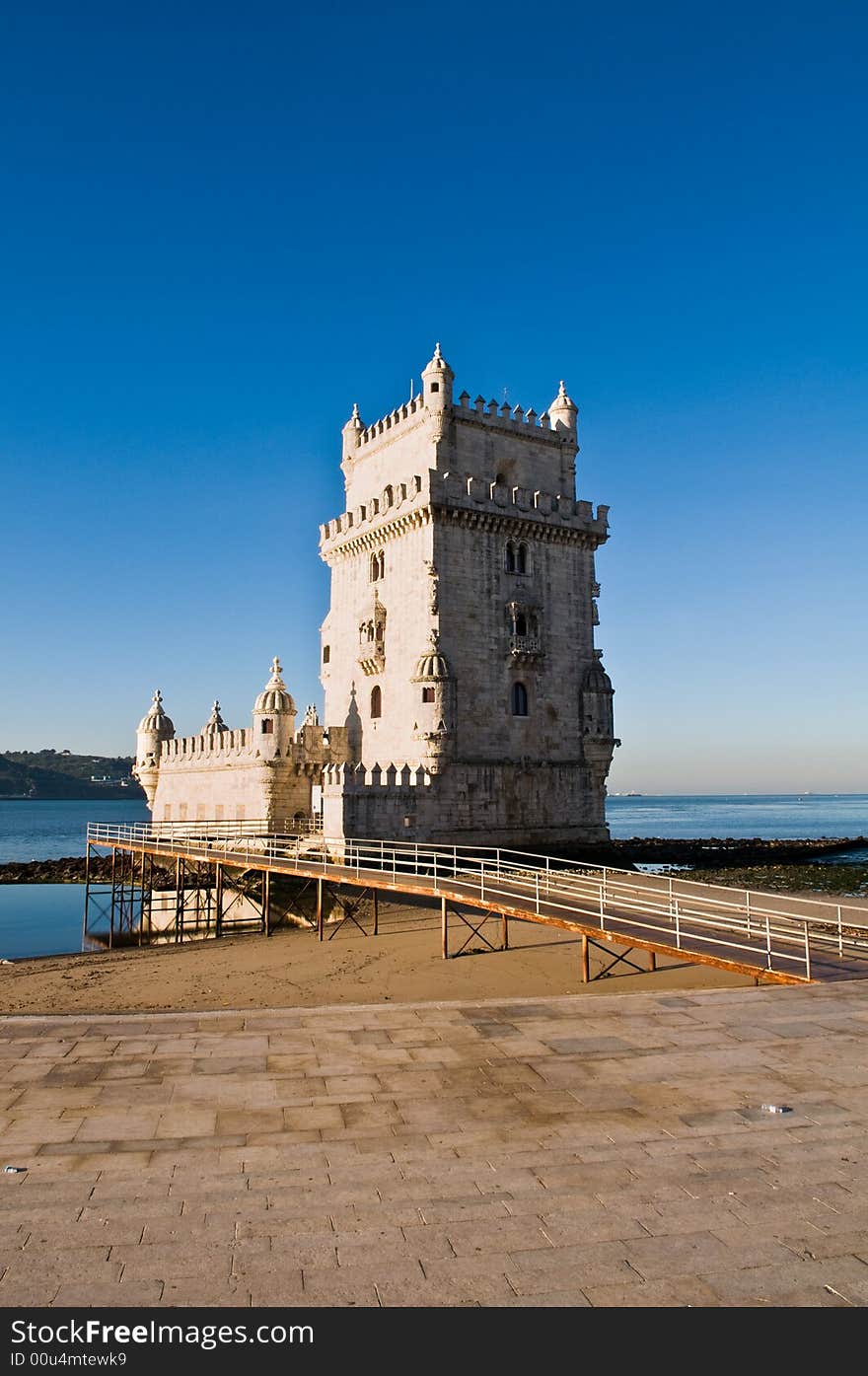 Torre de Bel�m is one of the most important monument of the city of lisbon, situated near the tagus river. Torre de Bel�m is one of the most important monument of the city of lisbon, situated near the tagus river