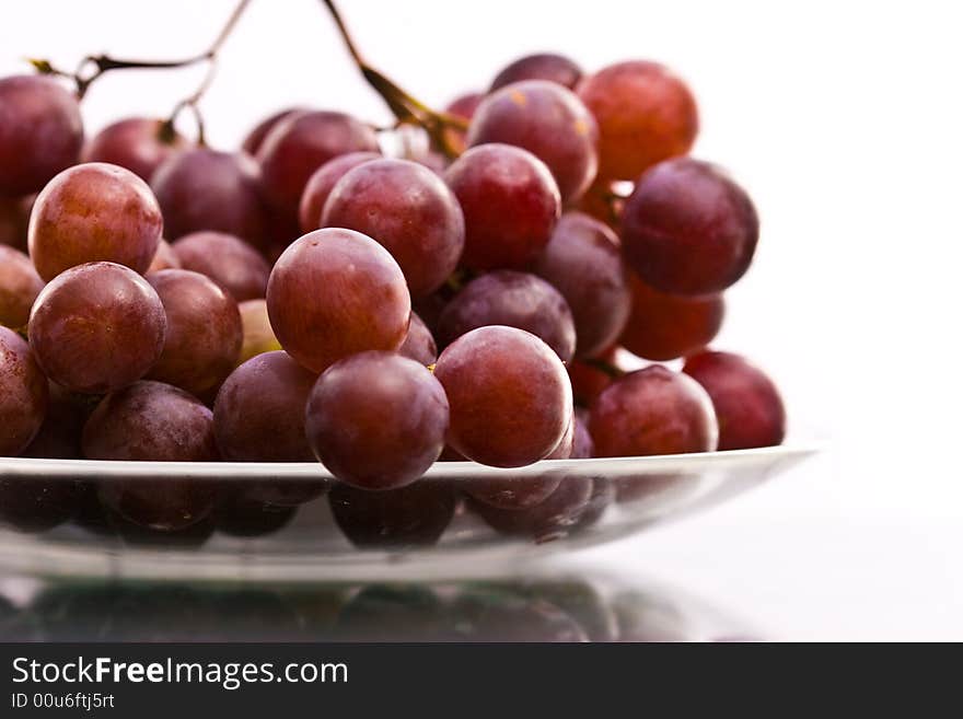 A shot of grapes on the plate