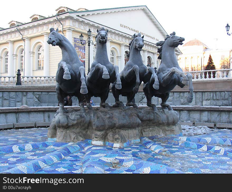 Horses Sculpture