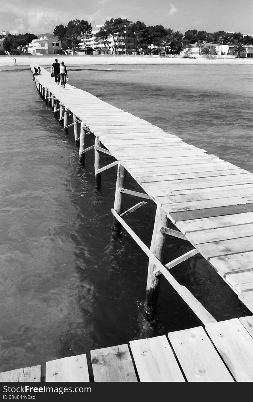 Pontoon and Sea