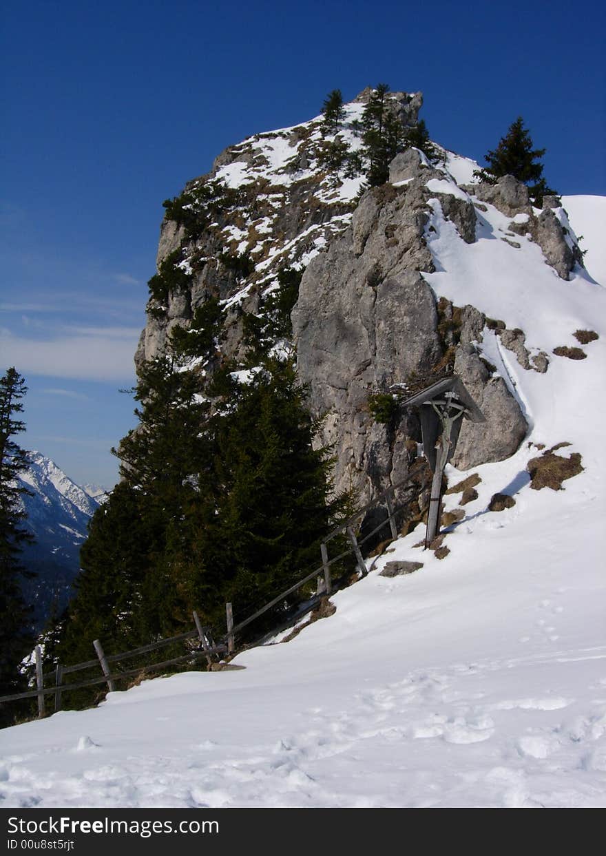 A beautiful way to hike. A beautiful way to hike