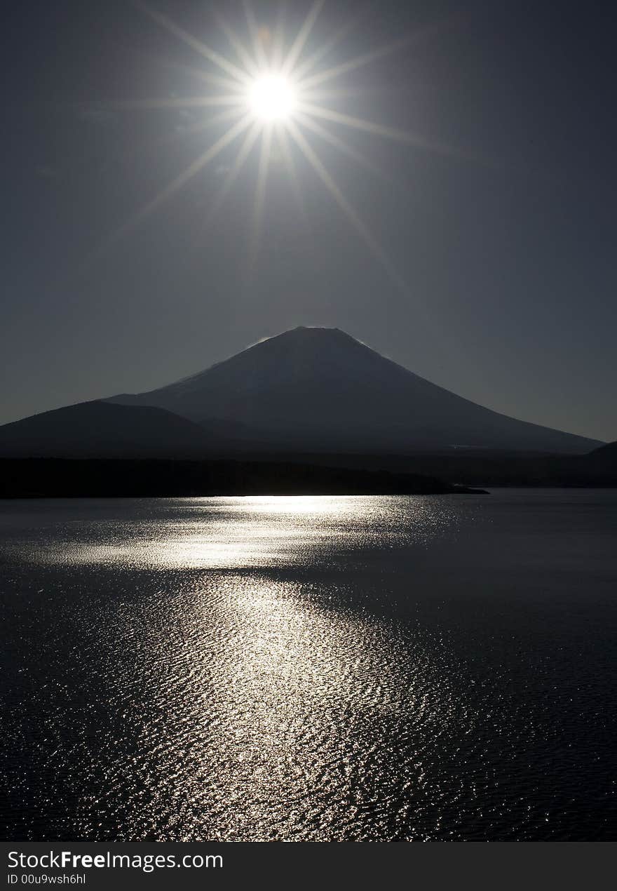 The beautiful morning at sunshine Mt, fuji in the lake-5. The beautiful morning at sunshine Mt, fuji in the lake-5