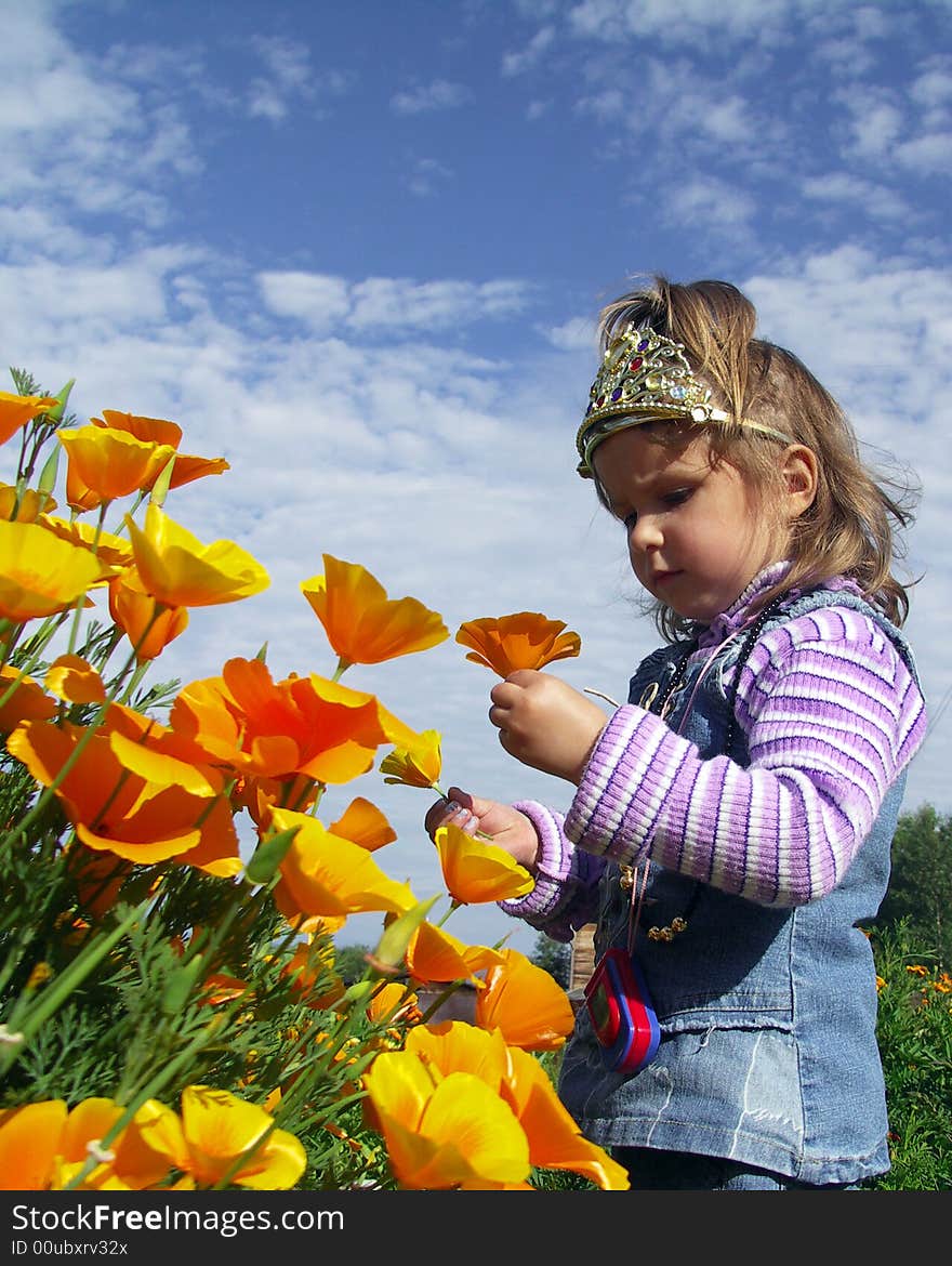 The little girl in flowers