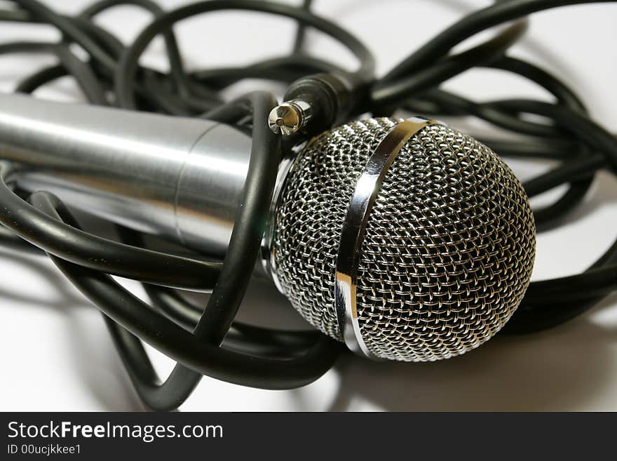 Microphone