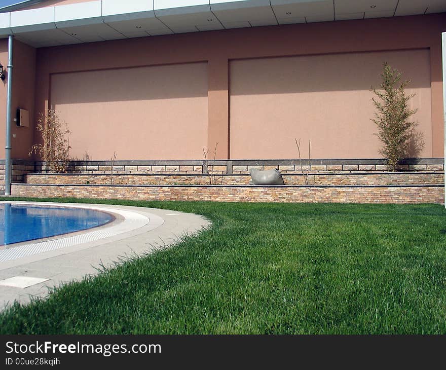 Enclosed court and pool