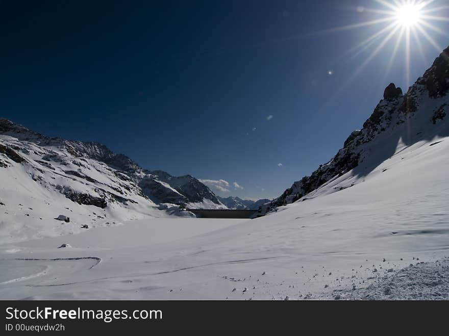 Sunny ski day on Alagna-Gressoney's slopes. Sunny ski day on Alagna-Gressoney's slopes